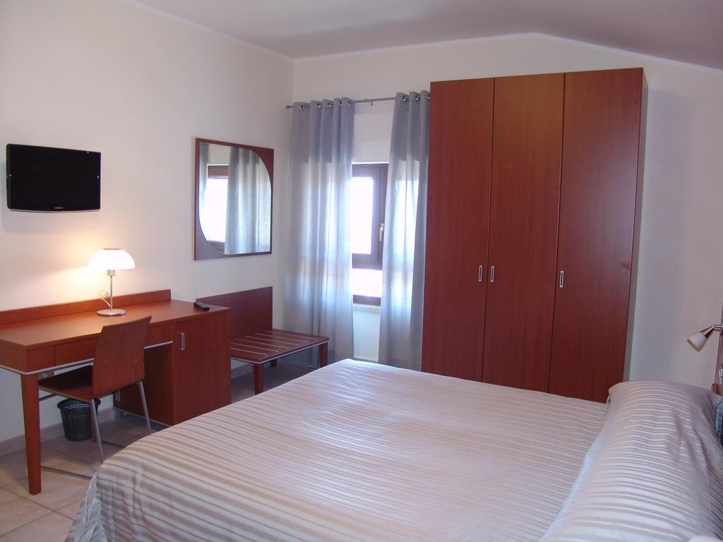 B&B Il Tulipano Rogliano Szoba fotó